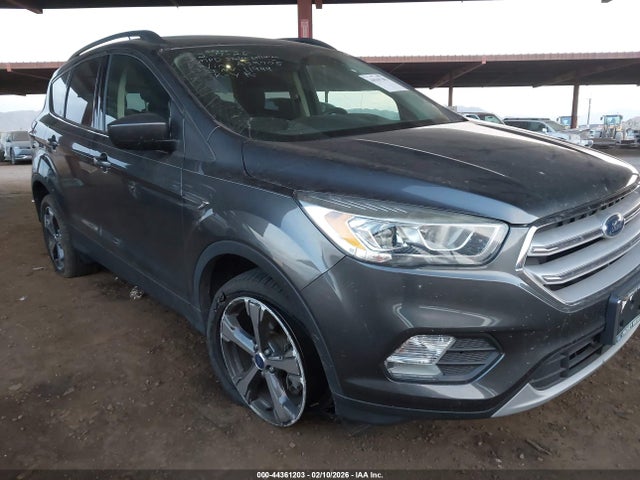 1FMCU9HD7JUA59775 Ford ESCAPE SEL