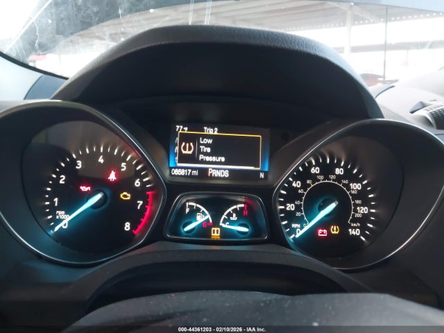 1FMCU9HD7JUA59775 Ford ESCAPE SEL
