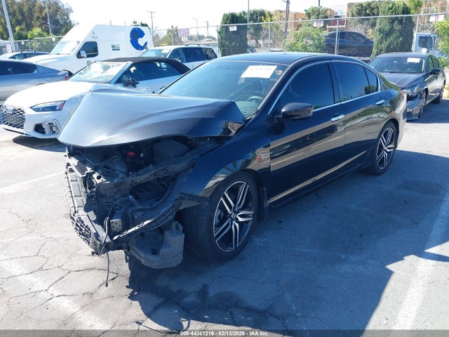1HGCR2F13HA182024 Honda Accord Sport Se