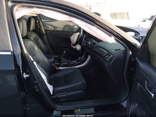 1HGCR2F13HA182024 Honda Accord Sport Se