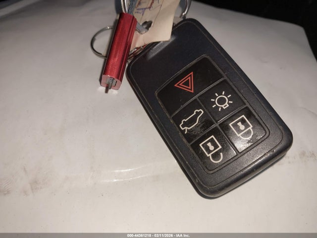 2017 VOLVO XC60 YV449MRR6H2027877 Photo 10