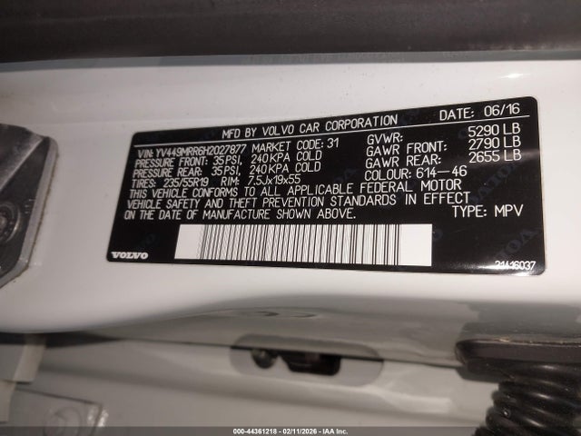 2017 VOLVO XC60 YV449MRR6H2027877 Photo 8