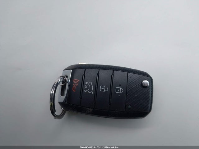 5XYPGDA53HG202493 KIA Sorento 3.3l Lx
