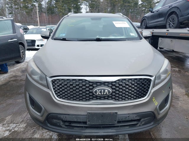 5XYPGDA53HG202493 KIA Sorento 3.3l Lx