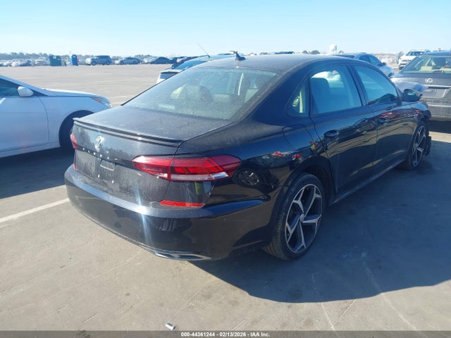 44361244 :رقم المزاد ، 1VWMA7A31LC011587 vin ، 2020 Volkswagen Passat 2.0t R-line مزاد بيع