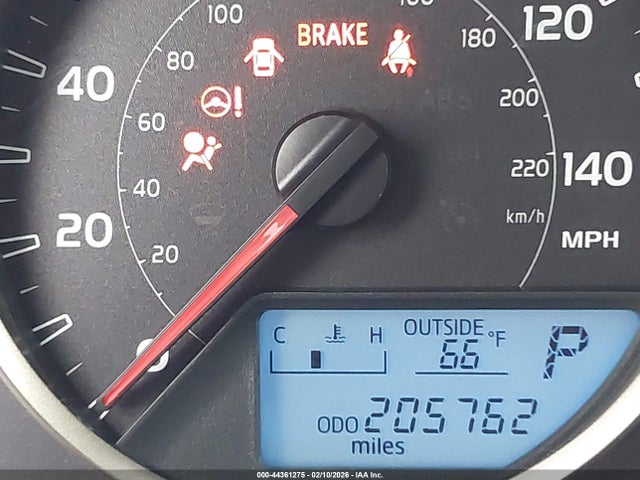 JTMWFREV3FJ028377 Toyota Rav4 Xle
