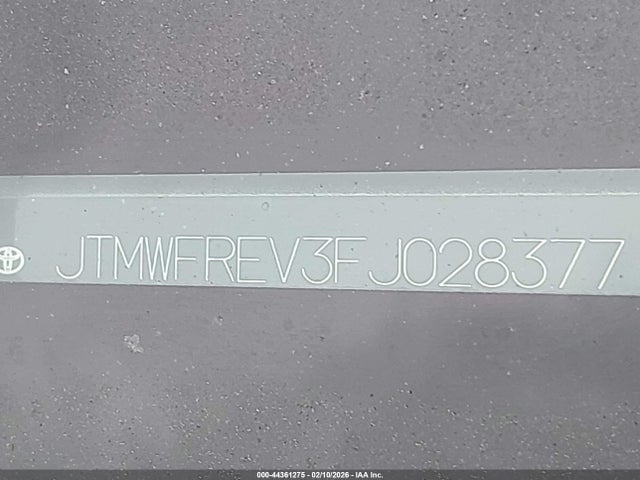 JTMWFREV3FJ028377 Toyota Rav4 Xle