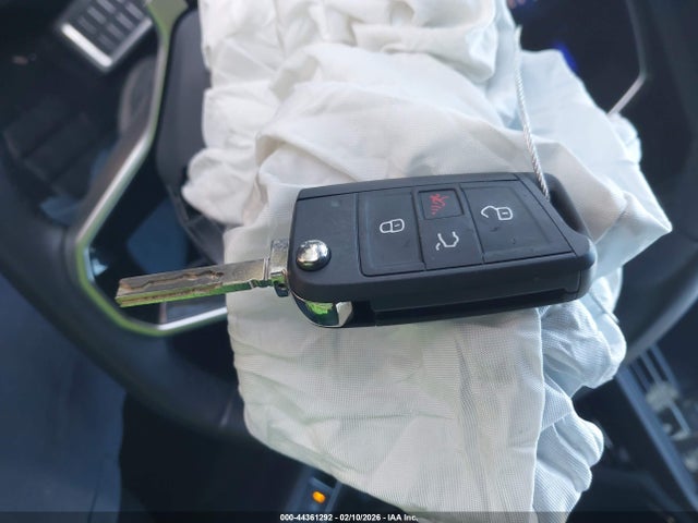 Продажа на аукционе авто 2024 Volkswagen Jetta 1.5t Sport, vin: 3VWBM7BU8RM088874, номер лота: 44361292