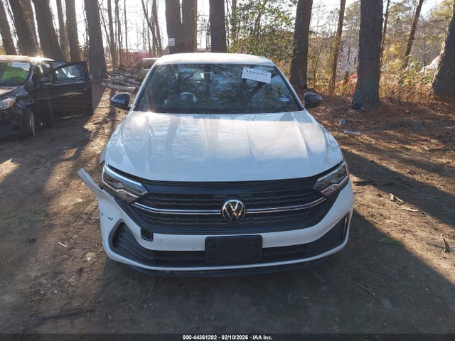 Продажа на аукционе авто 2024 Volkswagen Jetta 1.5t Sport, vin: 3VWBM7BU8RM088874, номер лота: 44361292