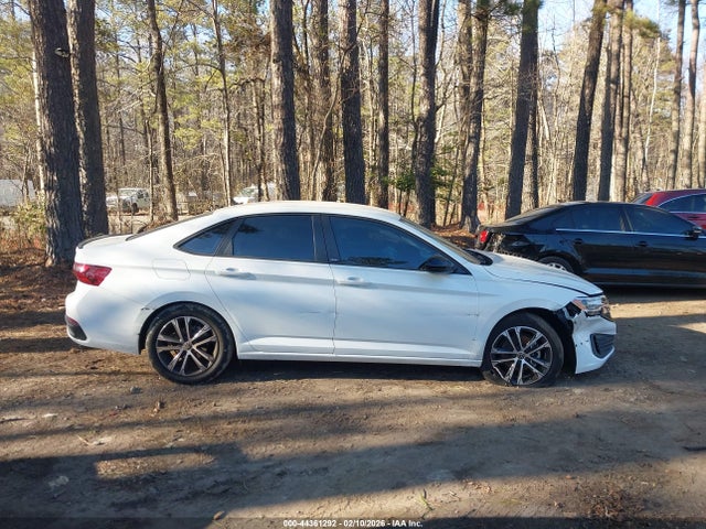 Продажа на аукционе авто 2024 Volkswagen Jetta 1.5t Sport, vin: 3VWBM7BU8RM088874, номер лота: 44361292