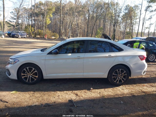 Продажа на аукционе авто 2024 Volkswagen Jetta 1.5t Sport, vin: 3VWBM7BU8RM088874, номер лота: 44361292