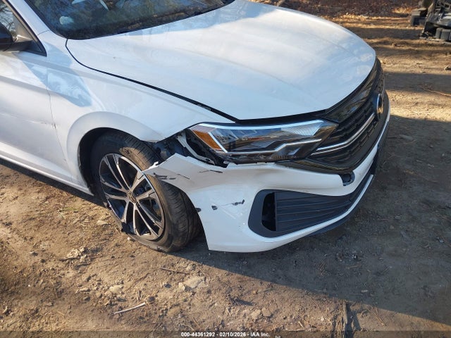 Продажа на аукционе авто 2024 Volkswagen Jetta 1.5t Sport, vin: 3VWBM7BU8RM088874, номер лота: 44361292