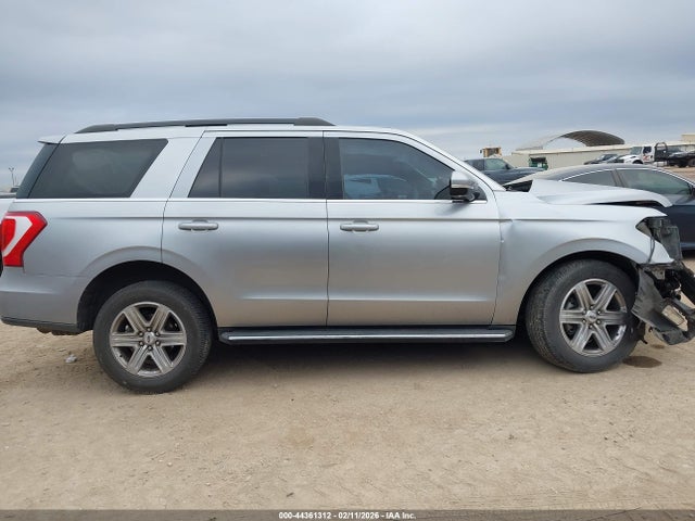 1FMJU1HT0MEA05877 Ford Expedition Xlt