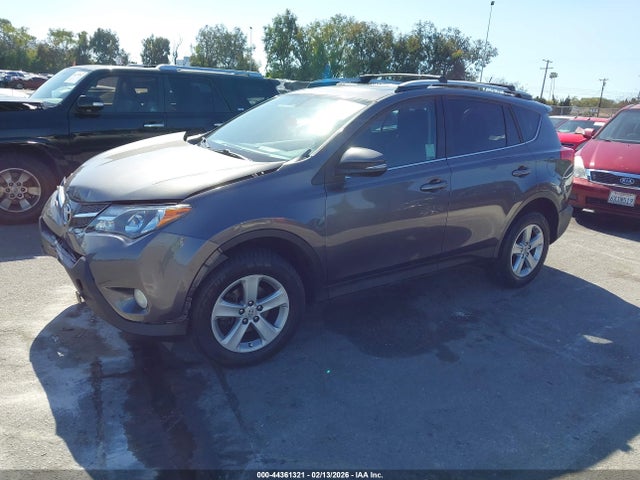 Toyota Rav4 Xle 2014 2T3WFREV7EW108698 Image 2