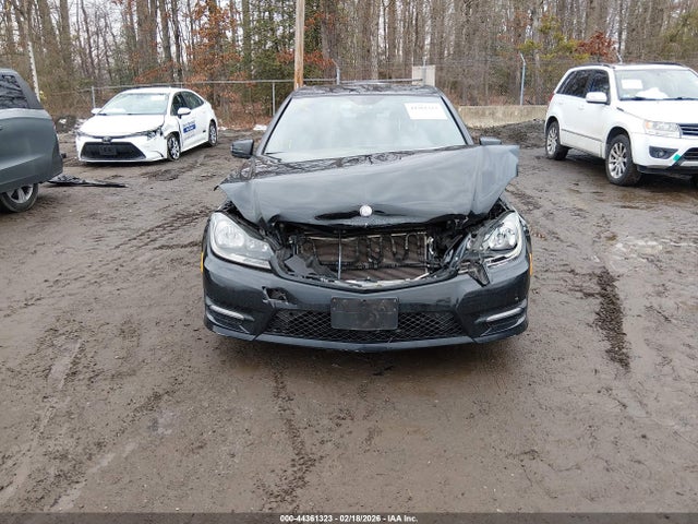 Aukcja sprzedaży 2012 Mercedes-benz C 300 Luxury 4matic/sport 4matic, vin: WDDGF8BB5CR199398, numer aukcji: 44361323