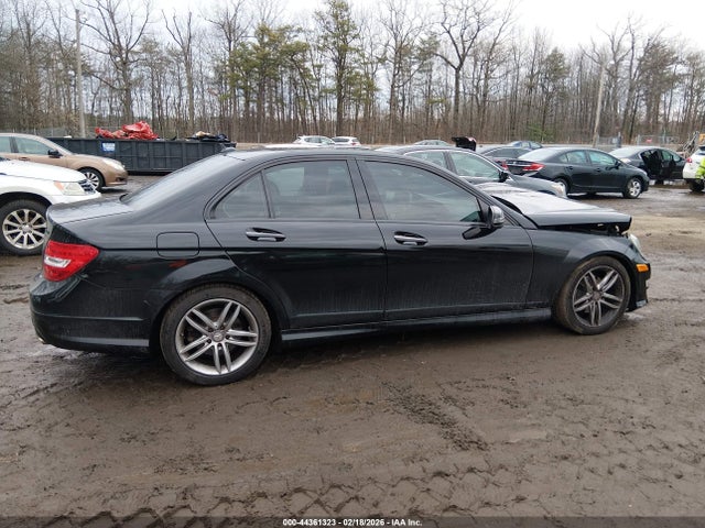 Aukcja sprzedaży 2012 Mercedes-benz C 300 Luxury 4matic/sport 4matic, vin: WDDGF8BB5CR199398, numer aukcji: 44361323