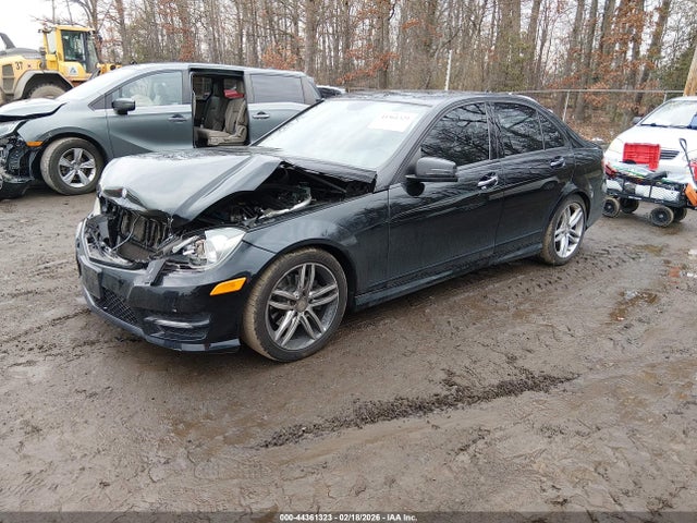 Aukcja sprzedaży 2012 Mercedes-benz C 300 Luxury 4matic/sport 4matic, vin: WDDGF8BB5CR199398, numer aukcji: 44361323