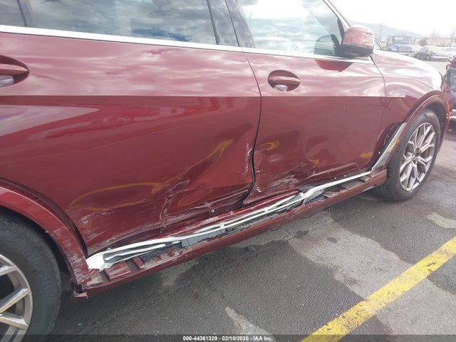 44361329 :رقم المزاد ، 5UX23EM05R9T87756 vin ، 2024 Bmw X7 Xdrive40i مزاد بيع