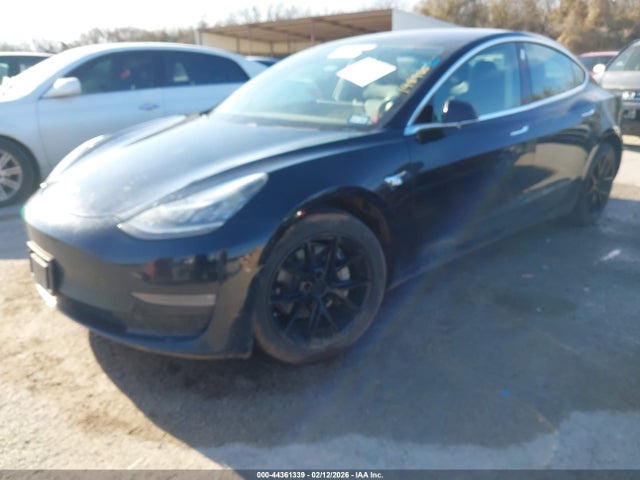 2019 TESLA MODEL 3 5YJ3E1EB1KF198980 Photo 1