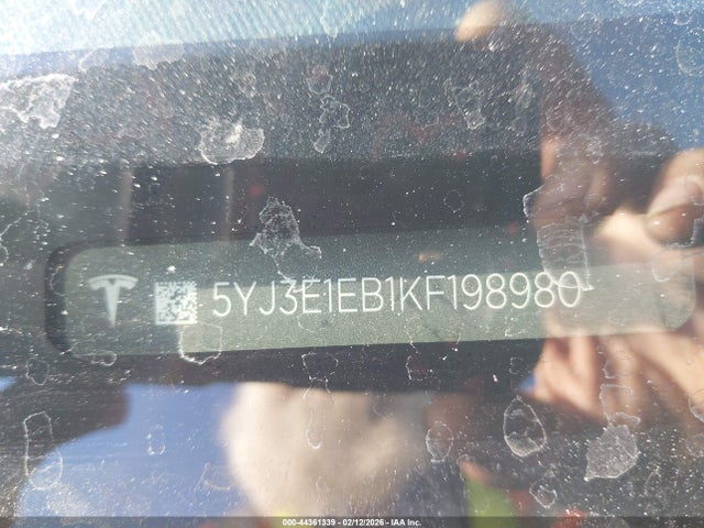 2019 TESLA MODEL 3 5YJ3E1EB1KF198980 Photo 8