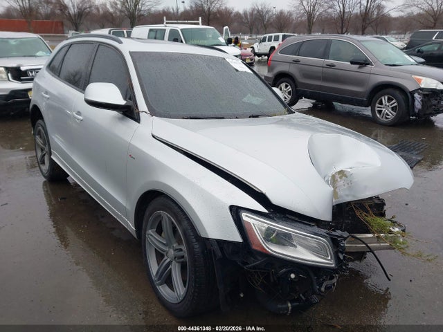 2014 AUDI Q5 WA1DMAFP9EA093337 Photo 0