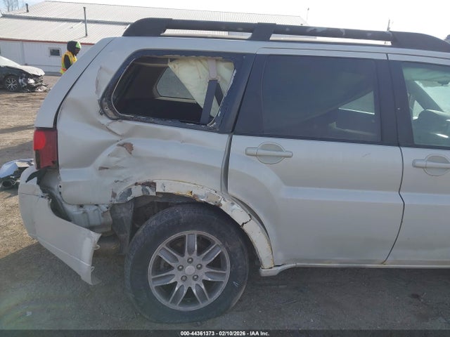 2008 MITSUBISHI ENDEAVOR 4A4MN31S58E027528 Photo 5