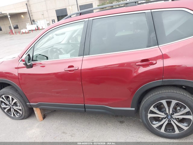Subaru Forester Limited 2023 JF2SKAPC5PH525464 Image 14