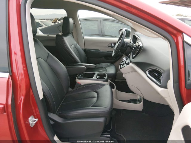 2C4RC1BG1RR157800 Chrysler Pacifica Touring L
