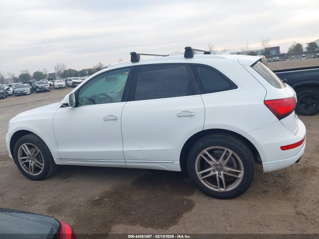 WA1LFAFP5FA119262 Audi Q5 2.0t Premium