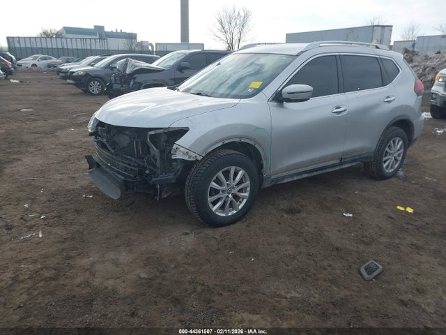 Nissan ROGUE SV 2018 KNMAT2MV3JP618774 Image 2