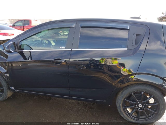 1G1JC6SH6G4165774 Chevrolet Sonic Lt Auto