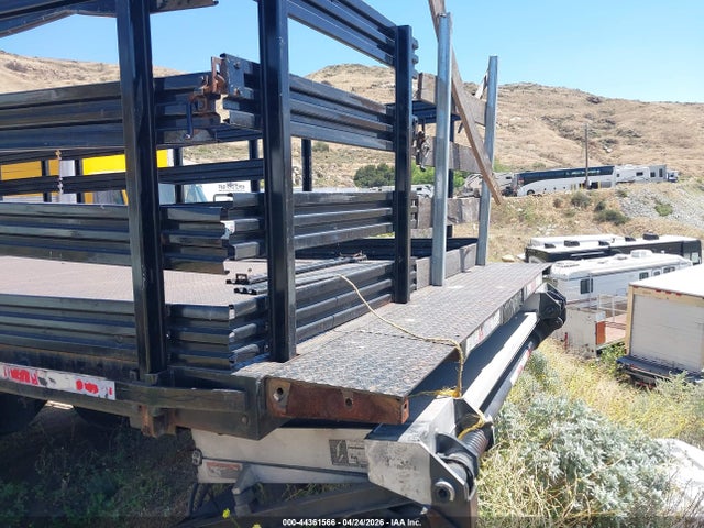 1FVACWDT6GHGY6695 Freightliner M2 106 Medium Duty