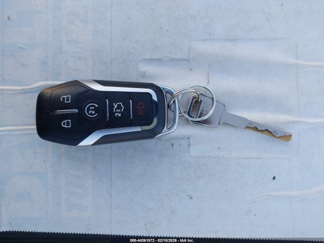 44361572 :رقم المزاد ، 1FATP8UH2H5267474 vin ، 2017 Ford Mustang Ecoboost Premium مزاد بيع