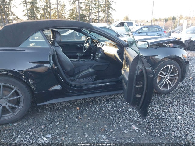 44361572 :رقم المزاد ، 1FATP8UH2H5267474 vin ، 2017 Ford Mustang Ecoboost Premium مزاد بيع