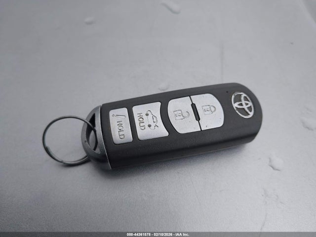 3MYDLBYV6HY155188 Toyota YARIS IA