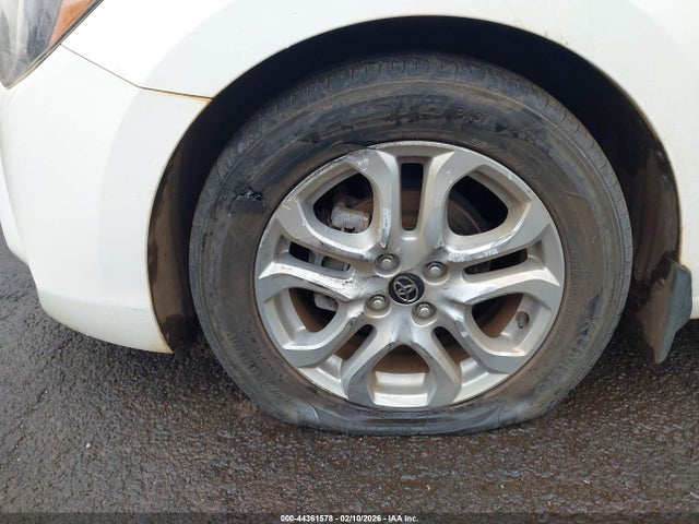 3MYDLBYV6HY155188 Toyota YARIS IA