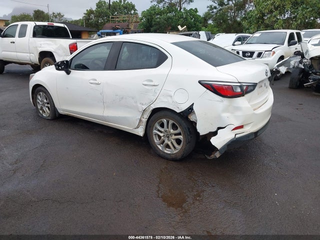 3MYDLBYV6HY155188 Toyota YARIS IA