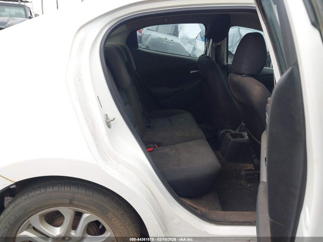 3MYDLBYV6HY155188 Toyota YARIS IA