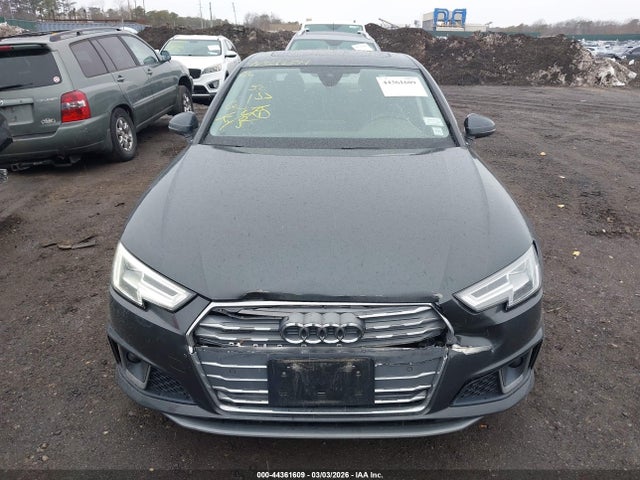 Продажа на аукционе авто 2019 Audi A4 45 Premium, vin: WAUENAF41KA014863, номер лота: 44361609