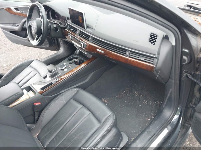 Продажа на аукционе авто 2019 Audi A4 45 Premium, vin: WAUENAF41KA014863, номер лота: 44361609