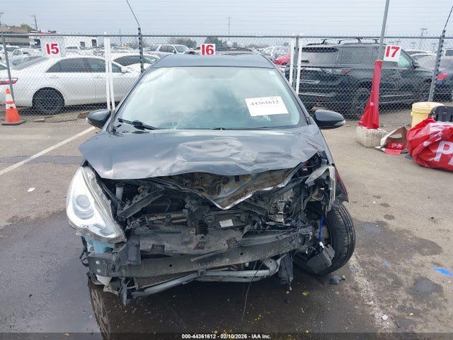 JTDKDTB36G1121125 Toyota Prius C Two