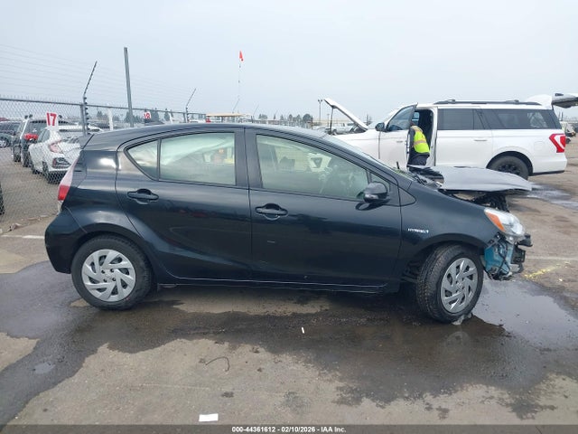 JTDKDTB36G1121125 Toyota Prius C Two