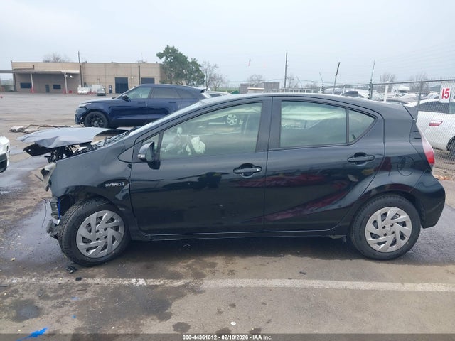 JTDKDTB36G1121125 Toyota Prius C Two