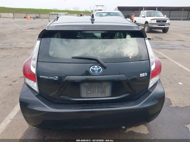 JTDKDTB36G1121125 Toyota Prius C Two