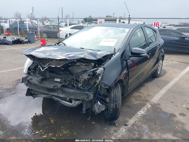 JTDKDTB36G1121125 Toyota Prius C Two
