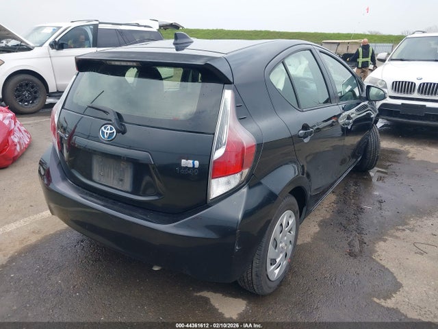 JTDKDTB36G1121125 Toyota Prius C Two