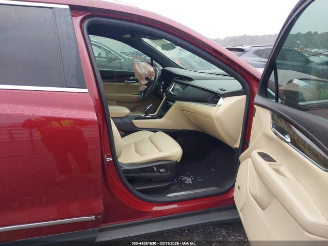 44361630 :رقم المزاد ، 1GYKNARS3HZ206063 vin ، 2017 Cadillac Xt5 Standard مزاد بيع