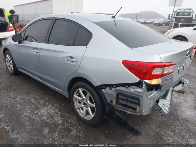 4S3GKAB6XK3617293 Subaru Impreza 2.0i