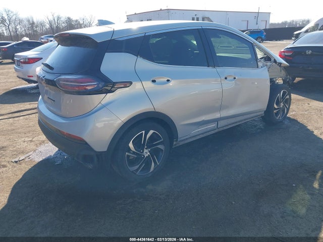 2022 CHEVROLET BOLT EV 1G1FX6S0XN4102193 Photo 3