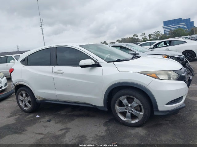 Honda HR-V LX 2016 3CZRU5H36GM720637 Image 14